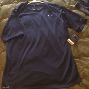 Men’s L Nike Dry-Fit T-Shirt